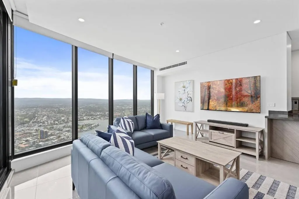 Luxe Canal View Apt In Surfers Steps From The Sea Gold Coast 0*,